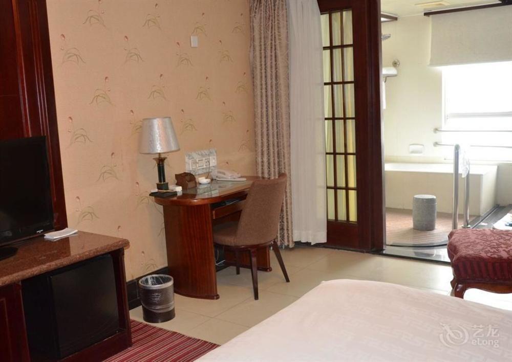 Yin Rui Lin International Hotel Hofej Kültér fotó